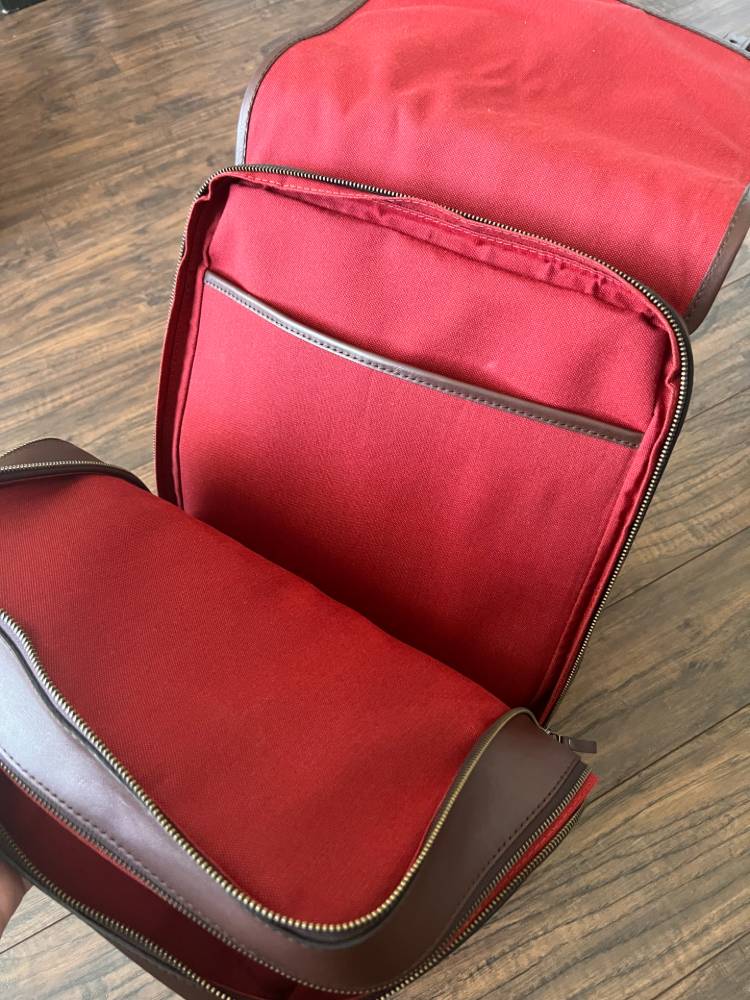 Rear Pocket of Urbanpack