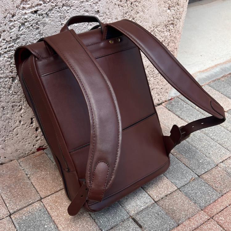 Shoulder Straps of Cravar Backpack