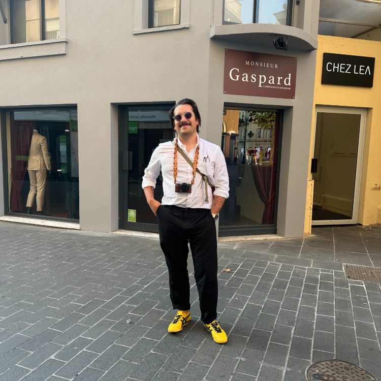 Classic Fella OCBD White Fit Pic