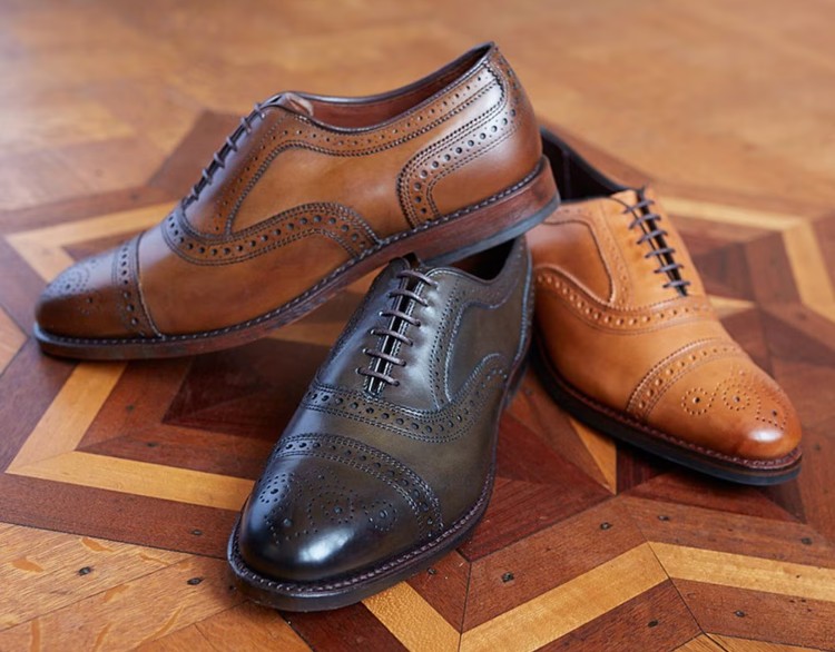 Allen Edmonds Strand Brogue Leather Shoes